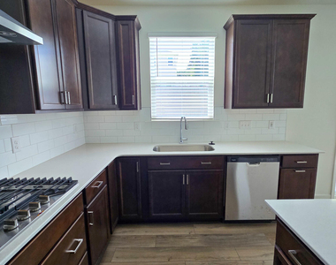 1544 Underbrush Drive - Photo Thumbnail 19