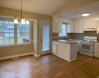 516 Contessa Court - Photo Thumbnail 5