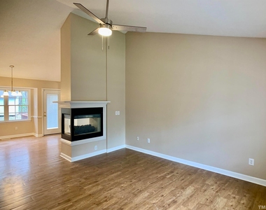 516 Contessa Court - Photo Thumbnail 3