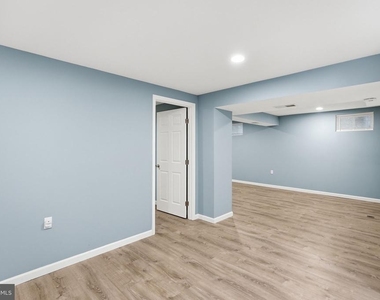 809 Woodley Drive - Photo Thumbnail 36