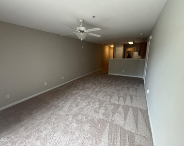 1950 Trailwood Heights Lane - Photo Thumbnail 33