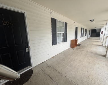 1950 Trailwood Heights Lane - Photo Thumbnail 35