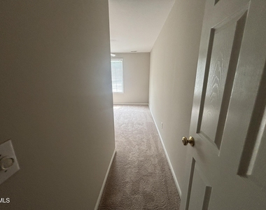 1950 Trailwood Heights Lane - Photo Thumbnail 20