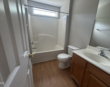1950 Trailwood Heights Lane - Photo Thumbnail 19