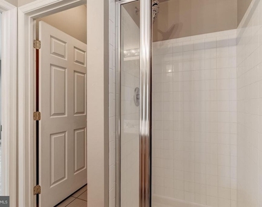7114 Maiden Point Place - Photo Thumbnail 22