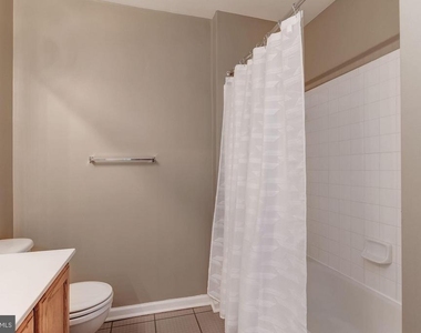 7114 Maiden Point Place - Photo Thumbnail 26