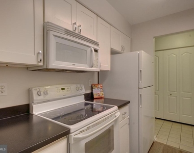 8489 Falls Run Road - Photo Thumbnail 12