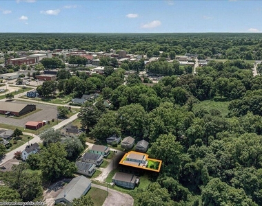 403 Spring Court - Photo Thumbnail 35