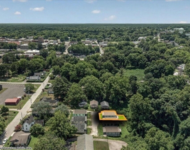 403 Spring Court - Photo Thumbnail 34