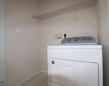 414 Waverley - Photo Thumbnail 30