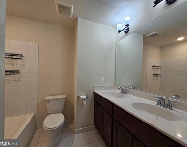 414 Waverley - Photo Thumbnail 27