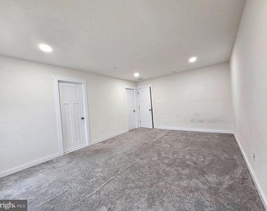414 Waverley - Photo Thumbnail 17