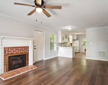 2306 Stafford Avenue - Photo Thumbnail 13