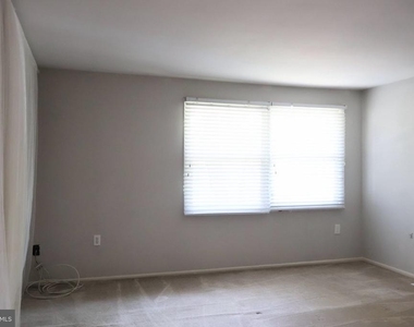 5218 Caroline Circle - Photo Thumbnail 16