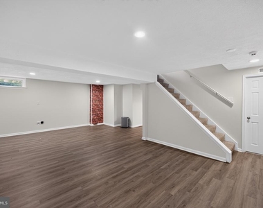 2377 Tawny Drive - Photo Thumbnail 13