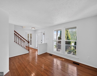 2377 Tawny Drive - Photo Thumbnail 11