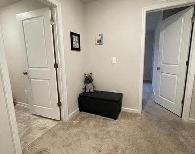 9898 Obin Lane - Photo Thumbnail 3