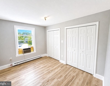 4601 Strauss Avenue - Photo Thumbnail 6