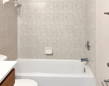 4709 Ashforth Way - Photo Thumbnail 16