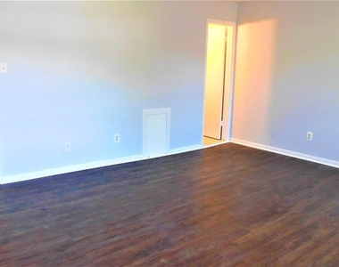 3706 Double Rock Lane - Photo Thumbnail 6