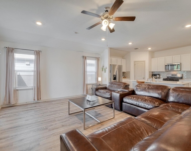 102 Johnson Draw Rd - Photo Thumbnail 5