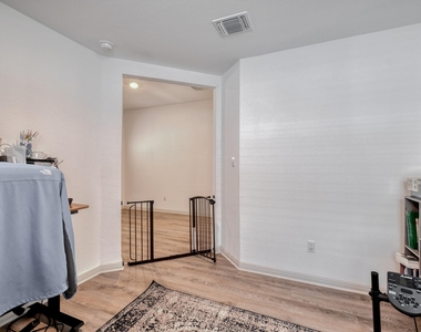 102 Johnson Draw Rd - Photo Thumbnail 16