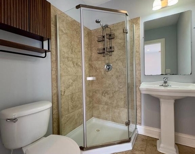 701 S Rose Street - Photo Thumbnail 9