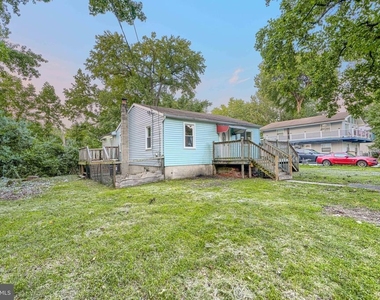 528 Potomac - Photo Thumbnail 3
