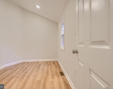528 Potomac - Photo Thumbnail 13