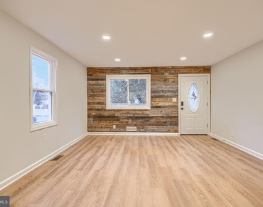 528 Potomac - Photo Thumbnail 6