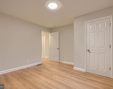 528 Potomac - Photo Thumbnail 20
