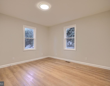 528 Potomac - Photo Thumbnail 19