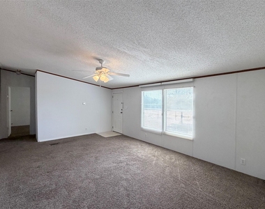 499 Mount Pleasant Rd - Photo Thumbnail 10