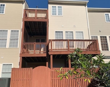2449 Ogden Square - Photo Thumbnail 23