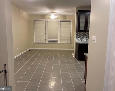 2449 Ogden Square - Photo Thumbnail 3