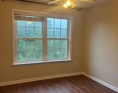 2449 Ogden Square - Photo Thumbnail 11