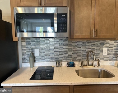 1425 Two Rivers Boulevard - Photo Thumbnail 6