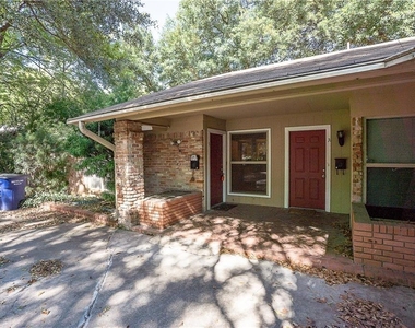 9104 Quail Creek Dr - Photo Thumbnail 2