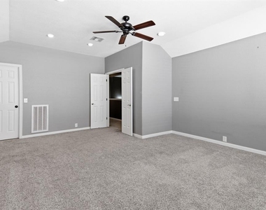 2157 Paradise Ridge Dr - Photo Thumbnail 19