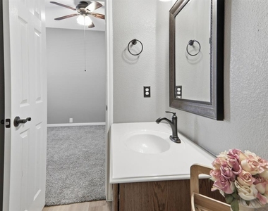 2157 Paradise Ridge Dr - Photo Thumbnail 24
