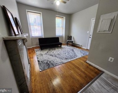 403 W 6th Street - Photo Thumbnail 6