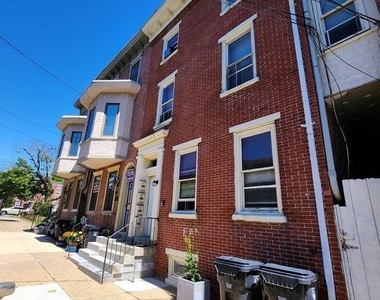 403 W 6th Street - Photo Thumbnail 1