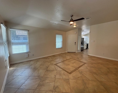 2924 Settlement Dr - Photo Thumbnail 3