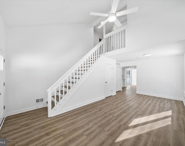 11 Wedgefield Court - Photo Thumbnail 1