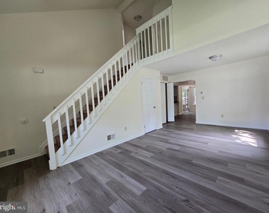 1417 S. Farmview Dr - Photo Thumbnail 11