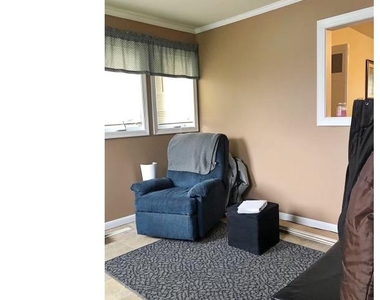 294 Webbs Lane - Photo Thumbnail 2