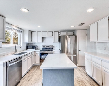 8403 Selway Dr - Photo Thumbnail 4