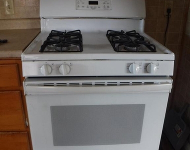 53 Shamrock Avenue - Photo Thumbnail 27