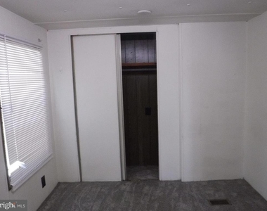 53 Shamrock Avenue - Photo Thumbnail 21