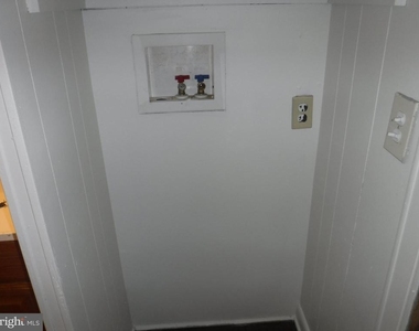 53 Shamrock Avenue - Photo Thumbnail 14